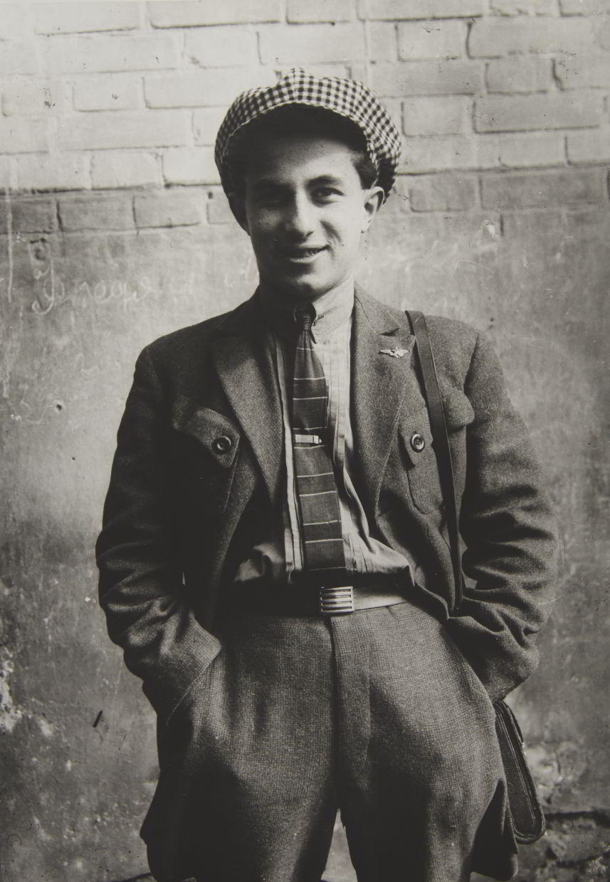 ANONYMOUS PHOTOGRAPHER Mark Markov-Grinberg, USSR 1929 ANONYMOUS PHOTOGRAPHER Mark Markov-Grinberg, USSR 1929