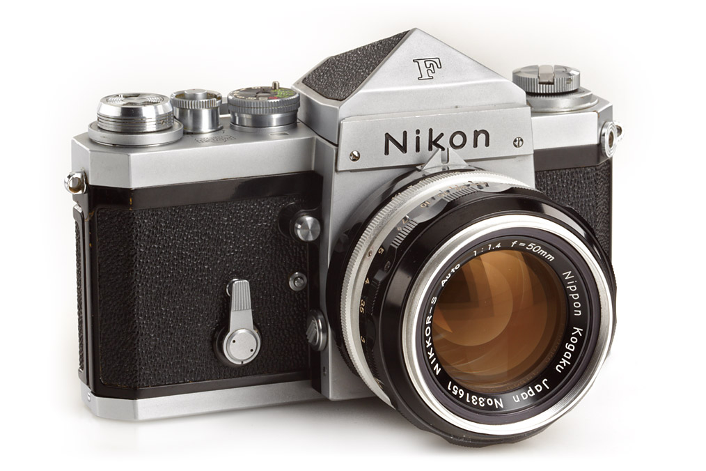 Nikon F Eyelevel chrome
