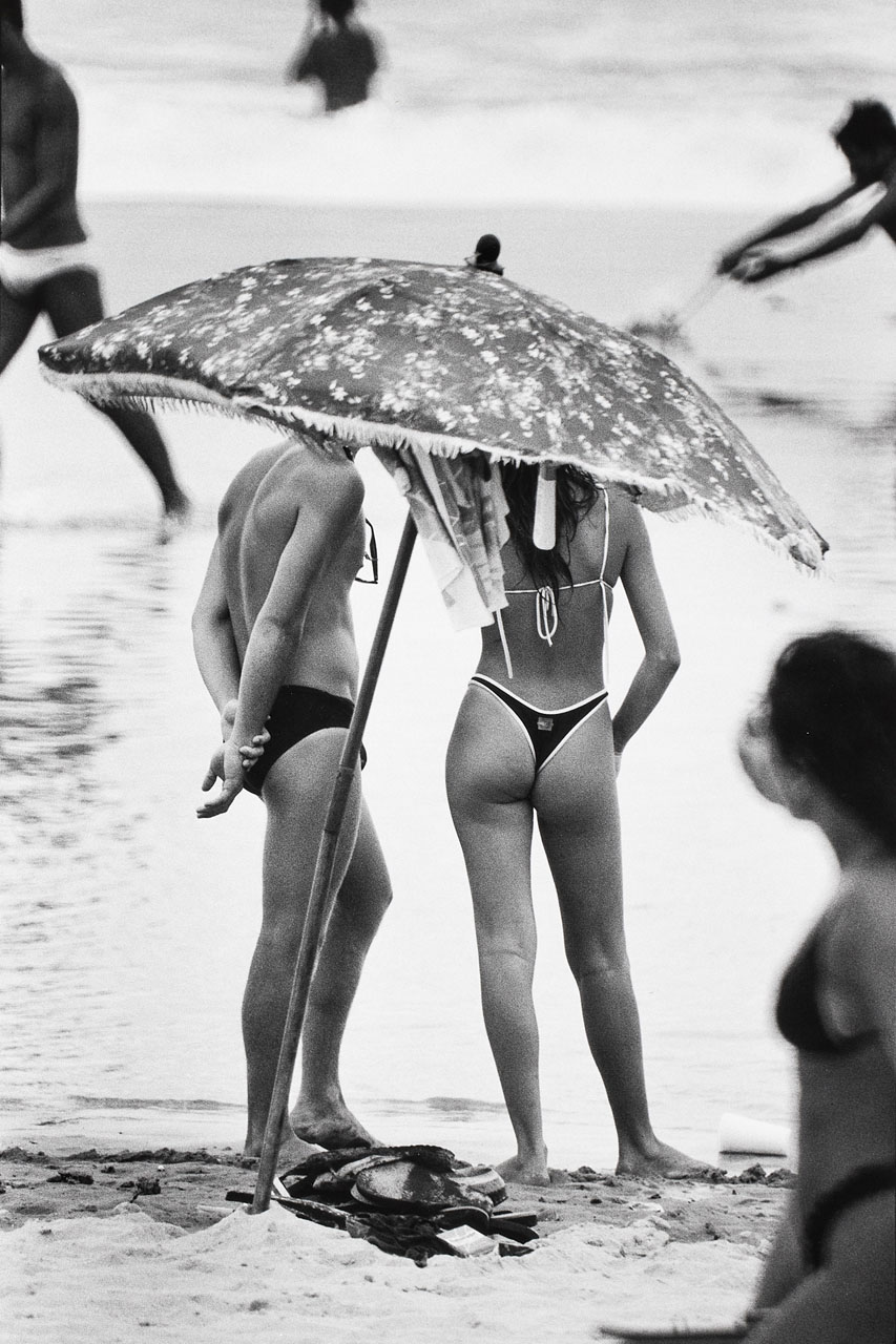 ELLIOTT ERWITT (* 1928) - Buzios, Brasil 1990 ELLIOTT ERWITT (* 1928) - Buzios, Brasil 1990