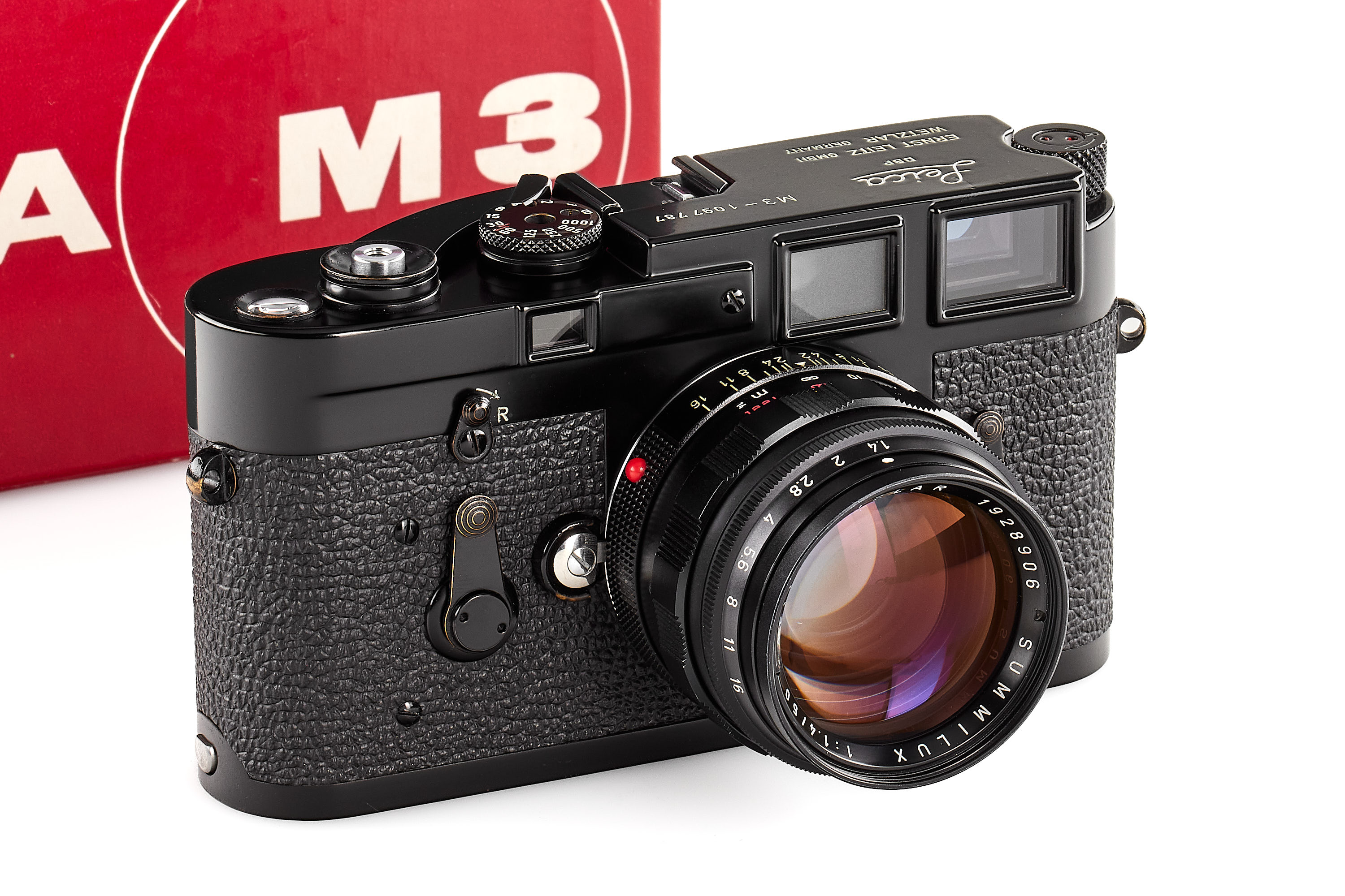 Leica M3 black paint with Summilux 1.4/50mm 'Günther Leitz' * Leica M3 black paint with Summilux 1.4/50mm 'Günther Leitz' *
