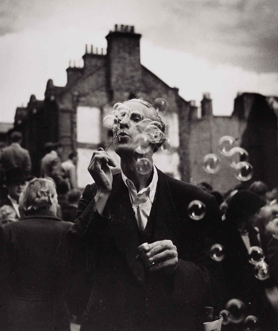 IZIS BIDERMANAS (1911–1980) Whitechapel, London 1950