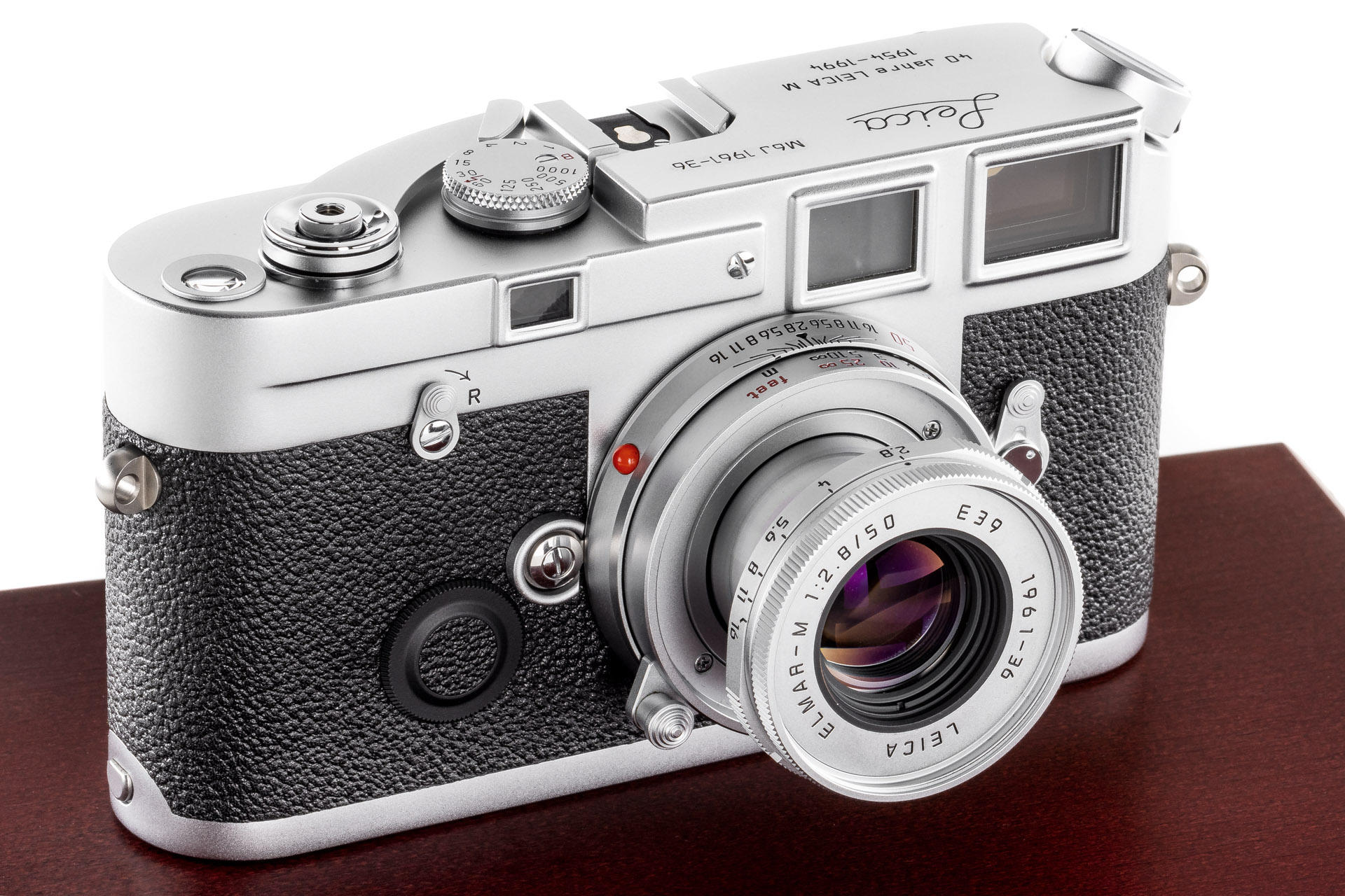 Leica M6J 10440 + Elmar 2,8/50mm Leica M6J 10440 + Elmar 2,8/50mm