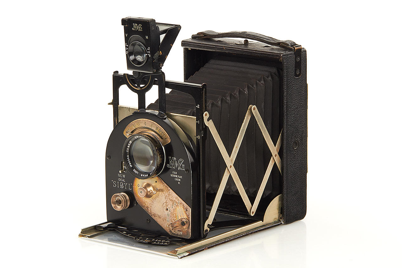 Newman & Guardia New Ideal Sibyl *