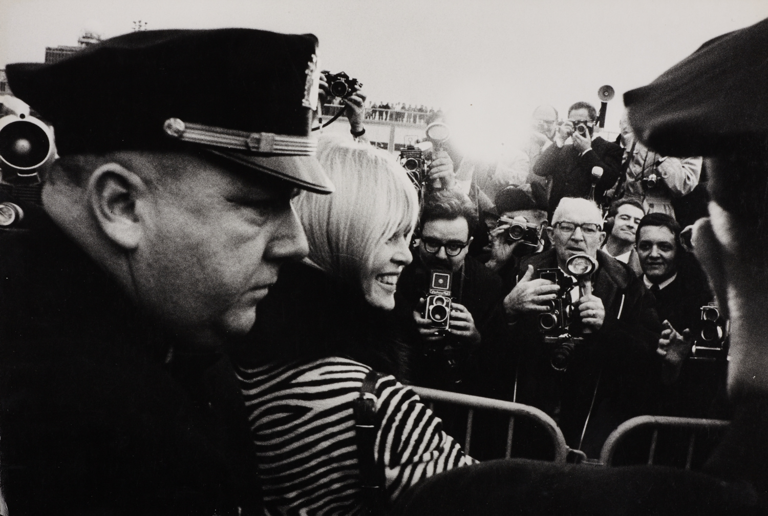 DOUGLAS KIRKLAND (* 1934) Brigitte Bardot, USA 1965 DOUGLAS KIRKLAND (* 1934) Brigitte Bardot, USA 1965