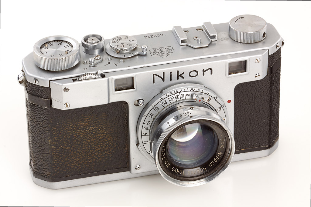 Nikon I
