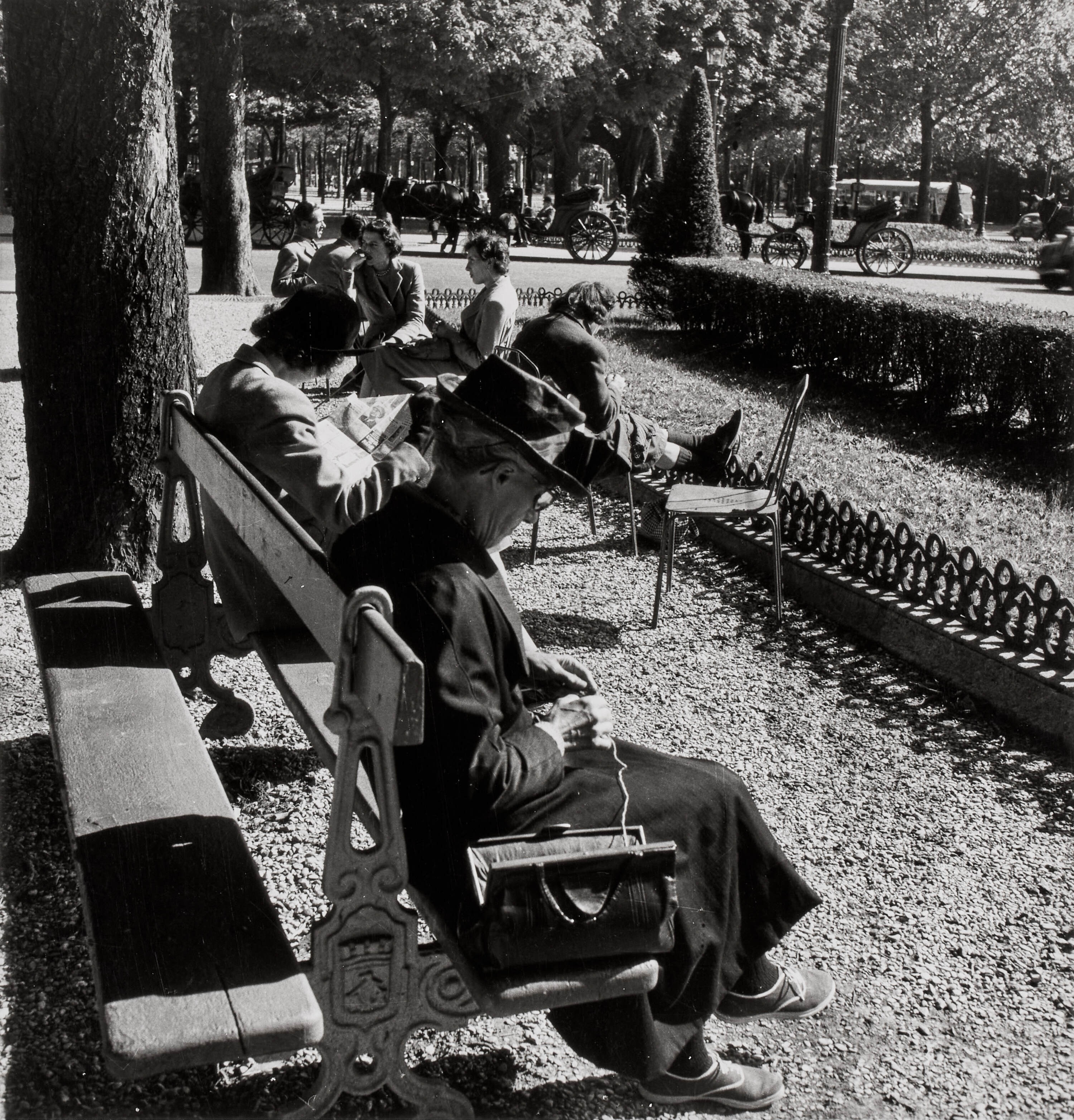 LOUIS STETTNER (1922–2016) - Rondpoint des Champs Èlysées, Paris 1951*
