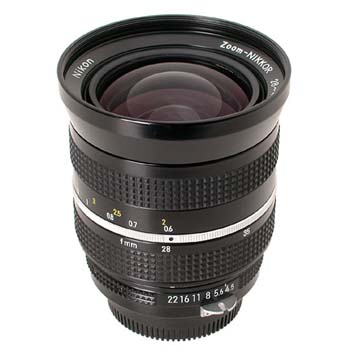 Zoom-Nikkor  4.5/28-45mm