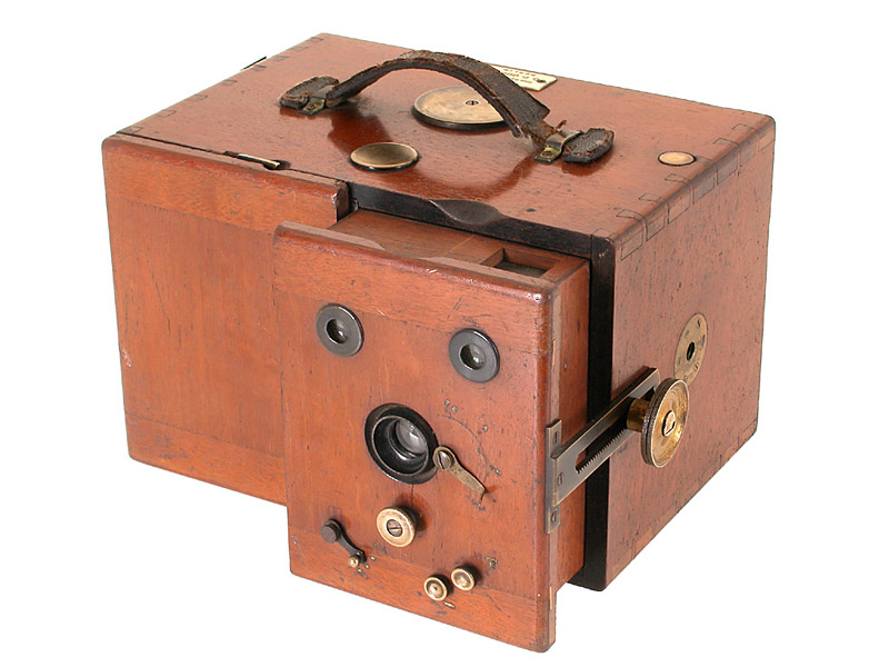 Goerz   Moment-Magazine-Camera Tenax