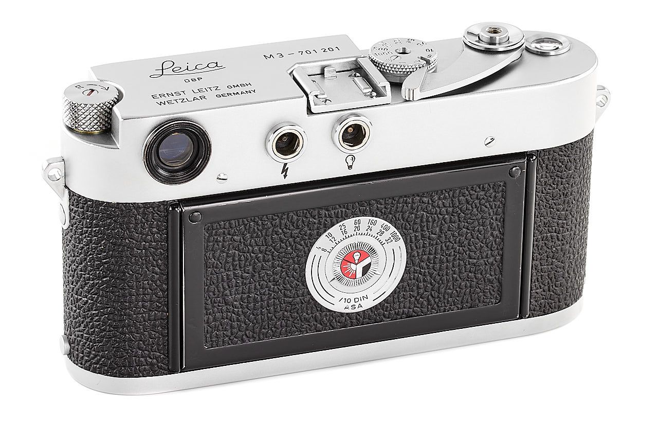 Leica M3 chrome no.701201 | AI_20220621_1414_41370